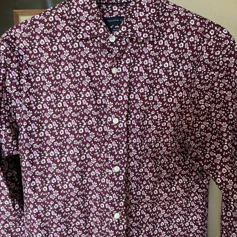 Tommy Hilfiger mens floral button down shirt